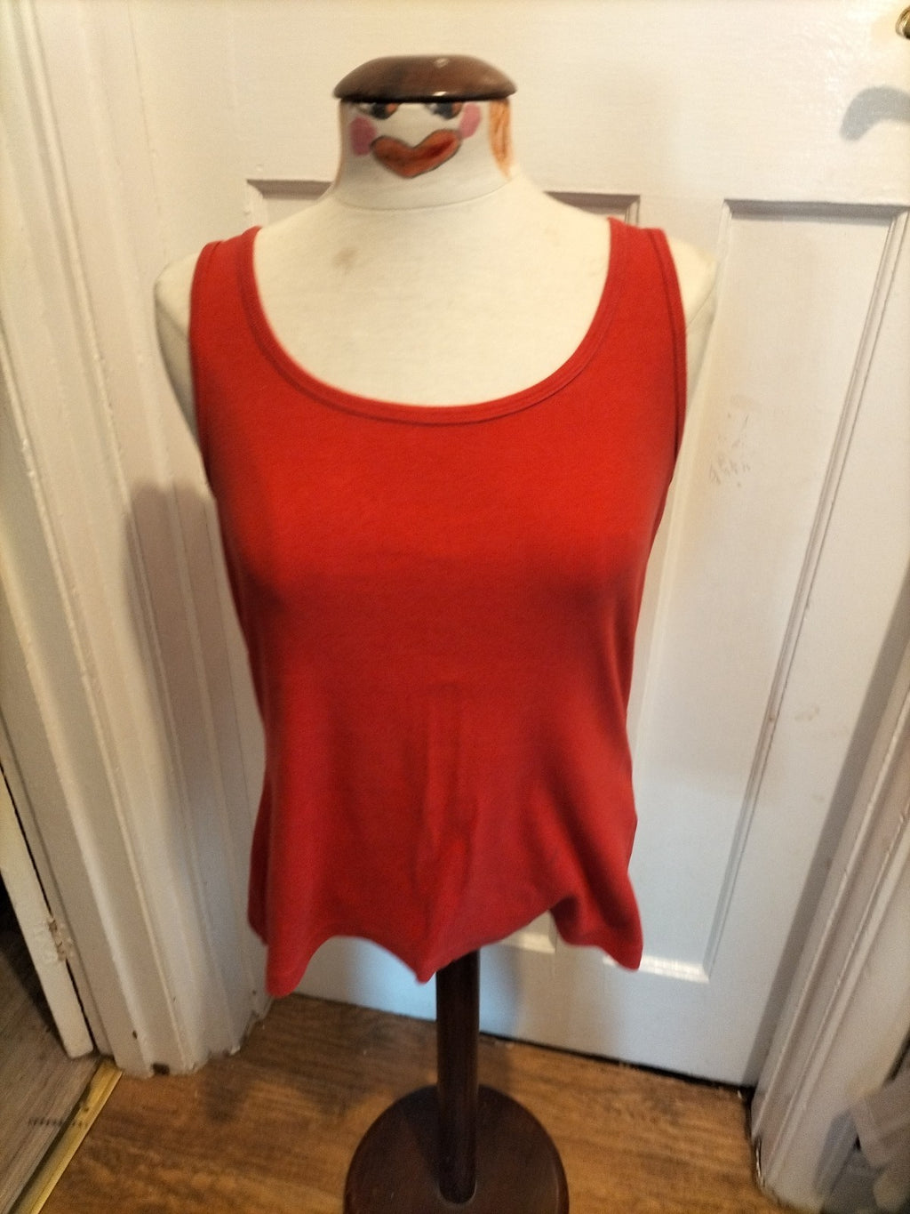 Ladies Eddie Size Large Red Sleeveless Tank Top