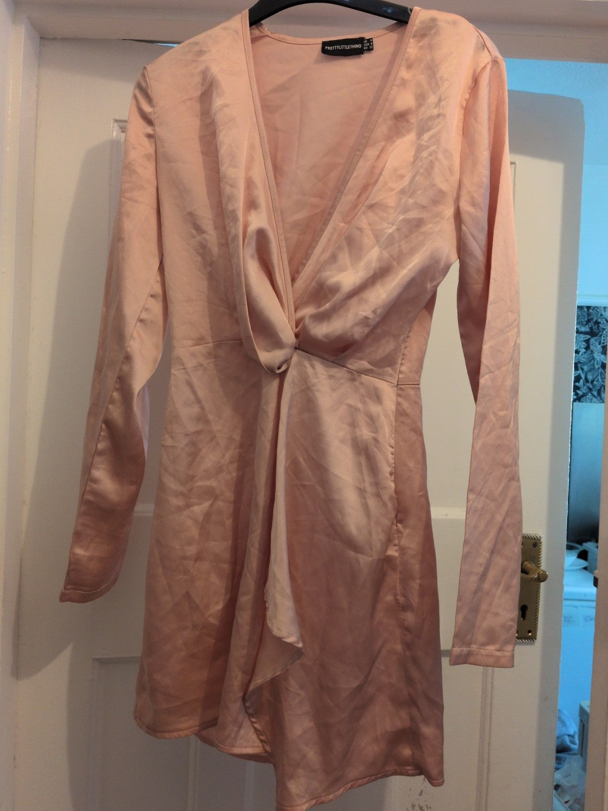 Prettylittlething 4 Pink V Neck Long Sleeve Dress
