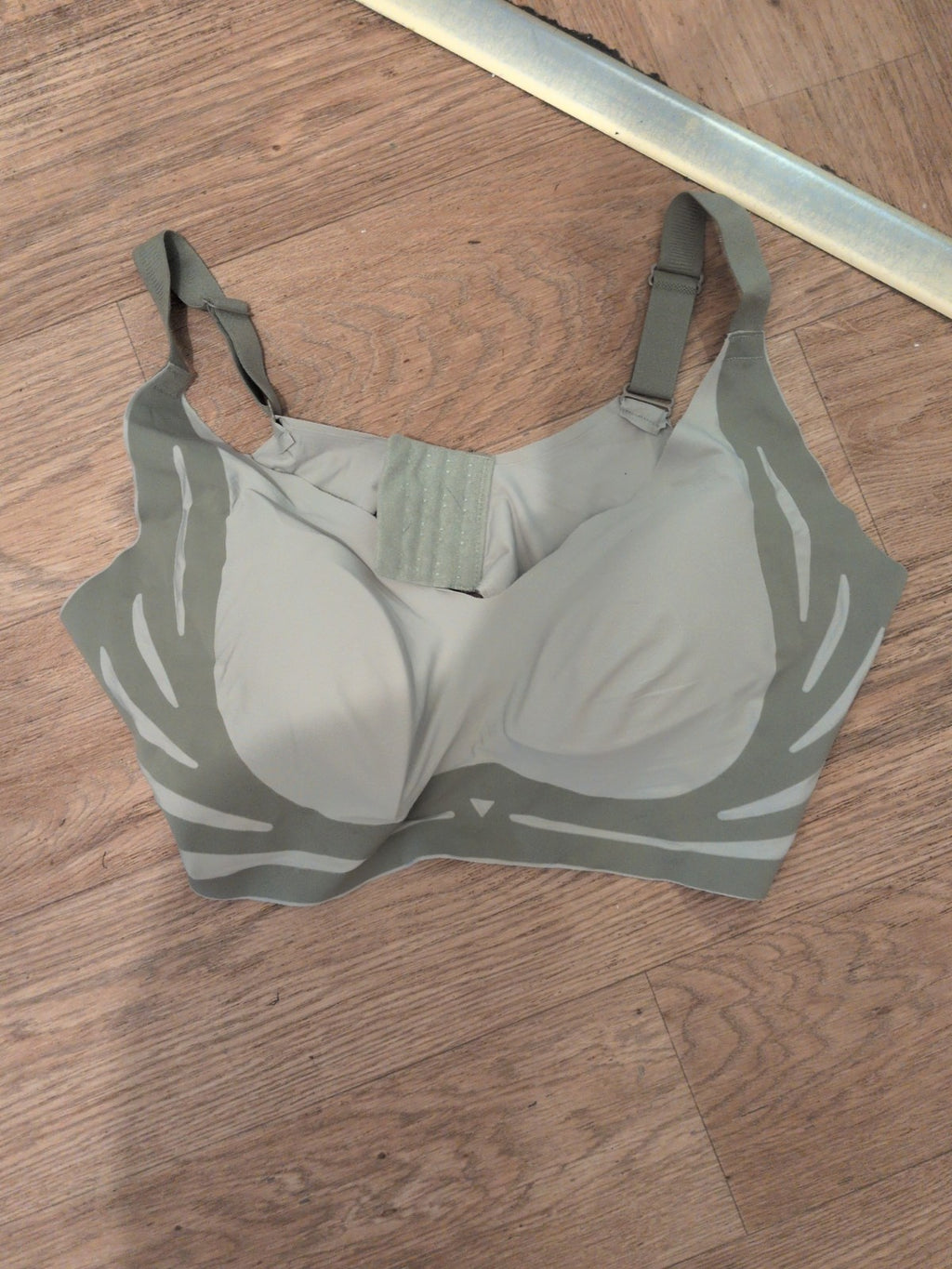 6xl Green Padded Seamless Bra