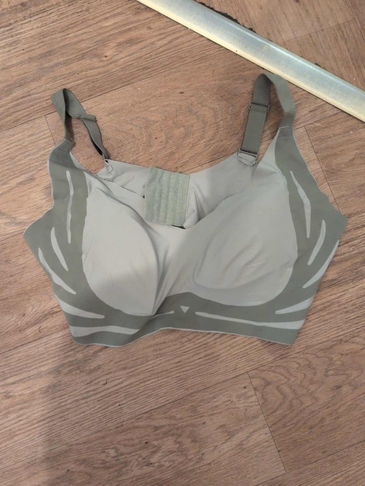 6xl Green Padded Seamless Bra