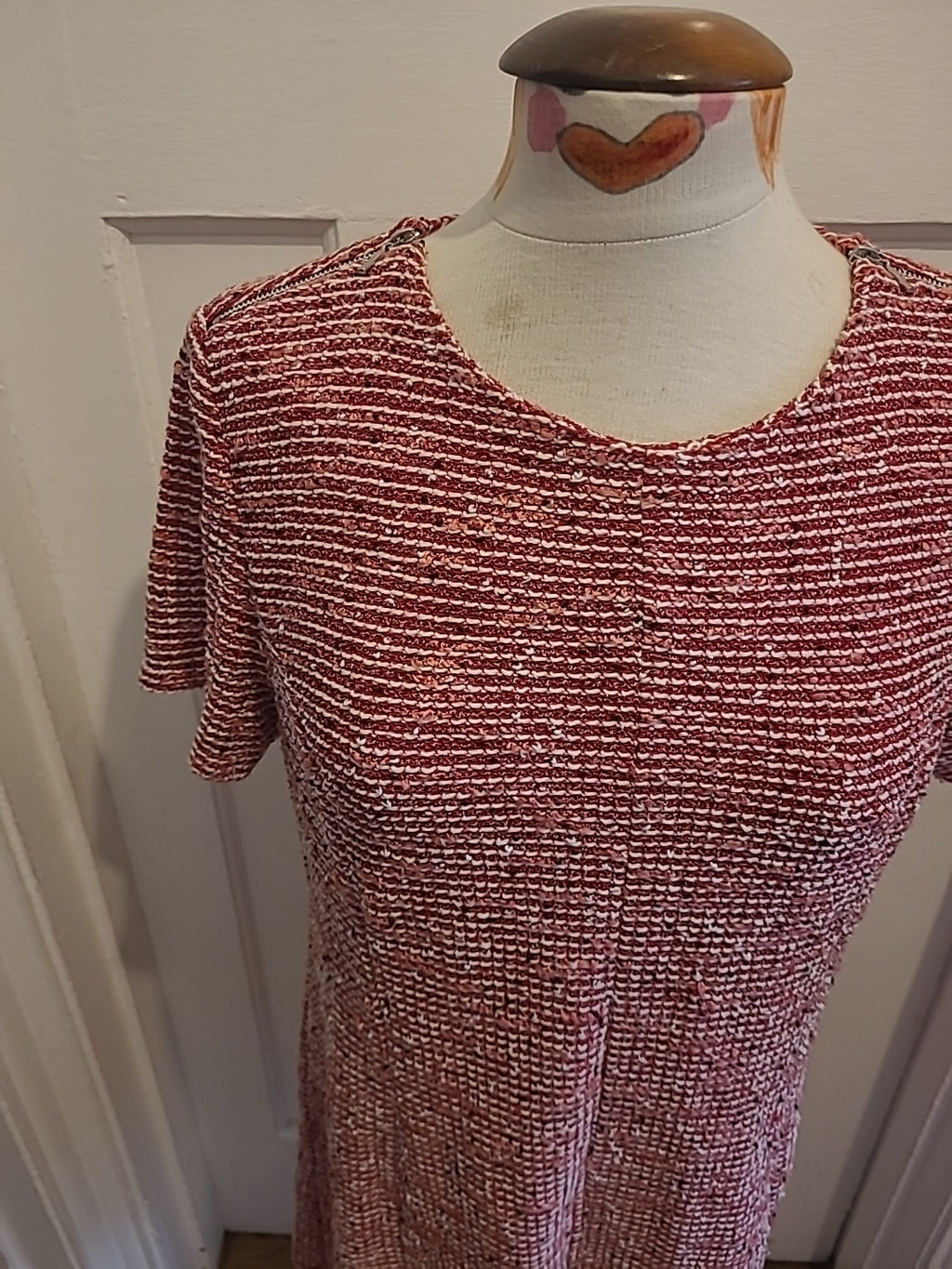 Ladies Warehouse Size 16 Red White Fleck Short Sleeved Tshirt