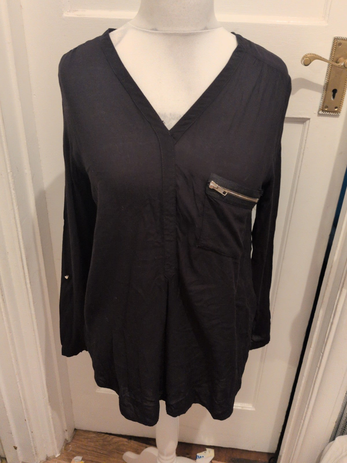 Primark 14 Black V Neck Long Sleeve Lightweight Blouse