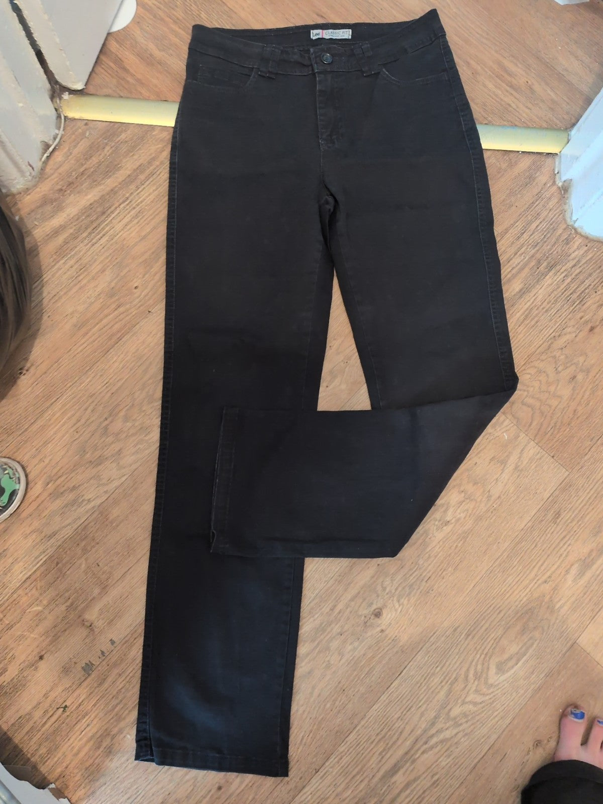 Lee 6 Medium Classic Fit Straight Leg Black Jeans
