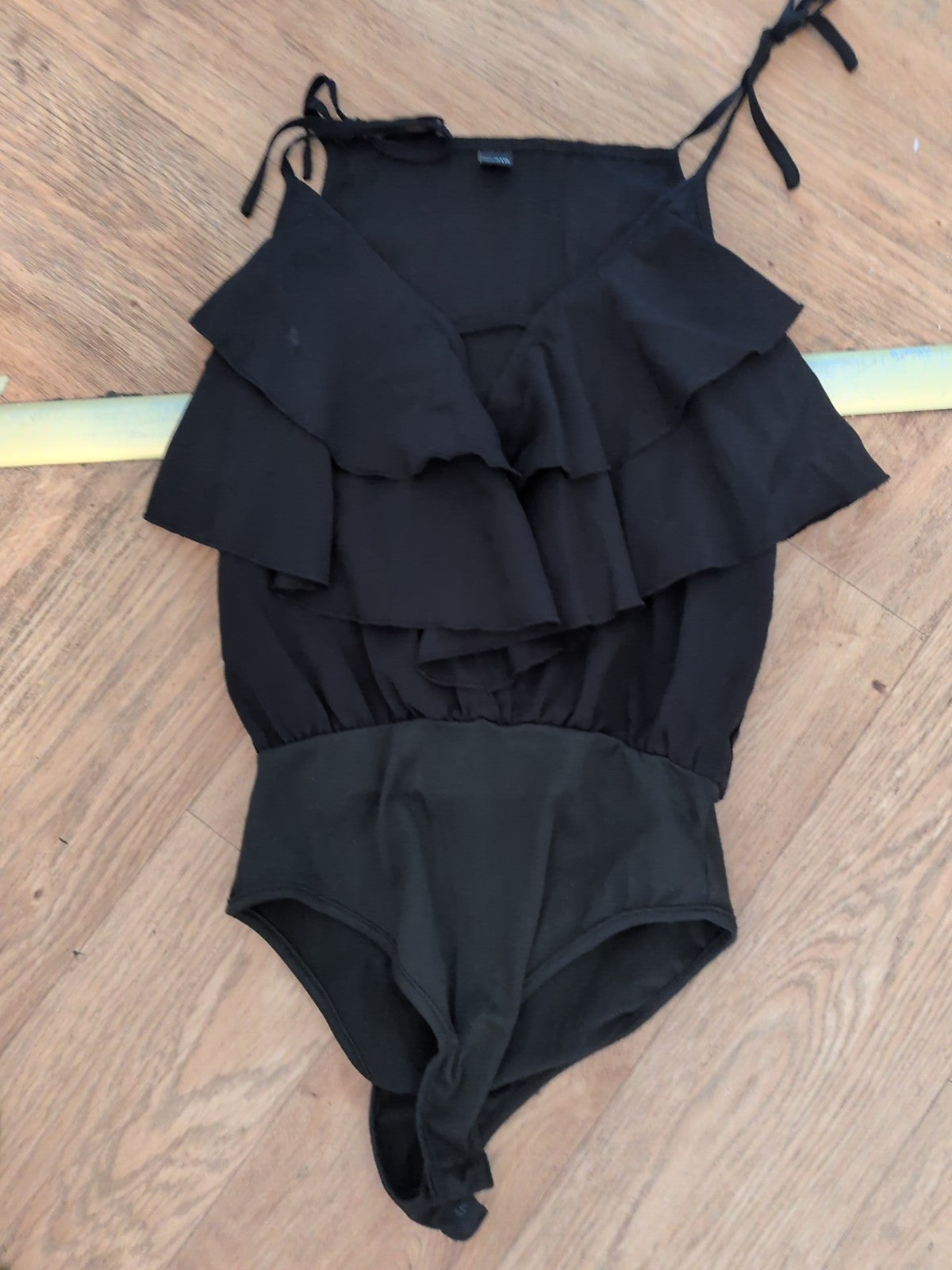 Shein XS Black V Neck Frilly Sleeveless Bodysuit