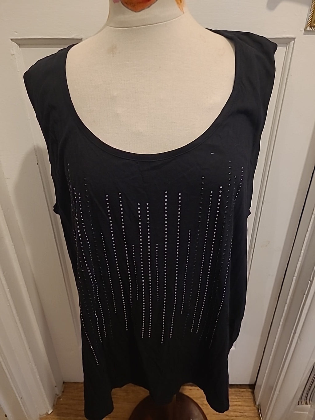 Ladies BPC Collection Bonprix Size 3XL Black Sleeveless Top Diamonte