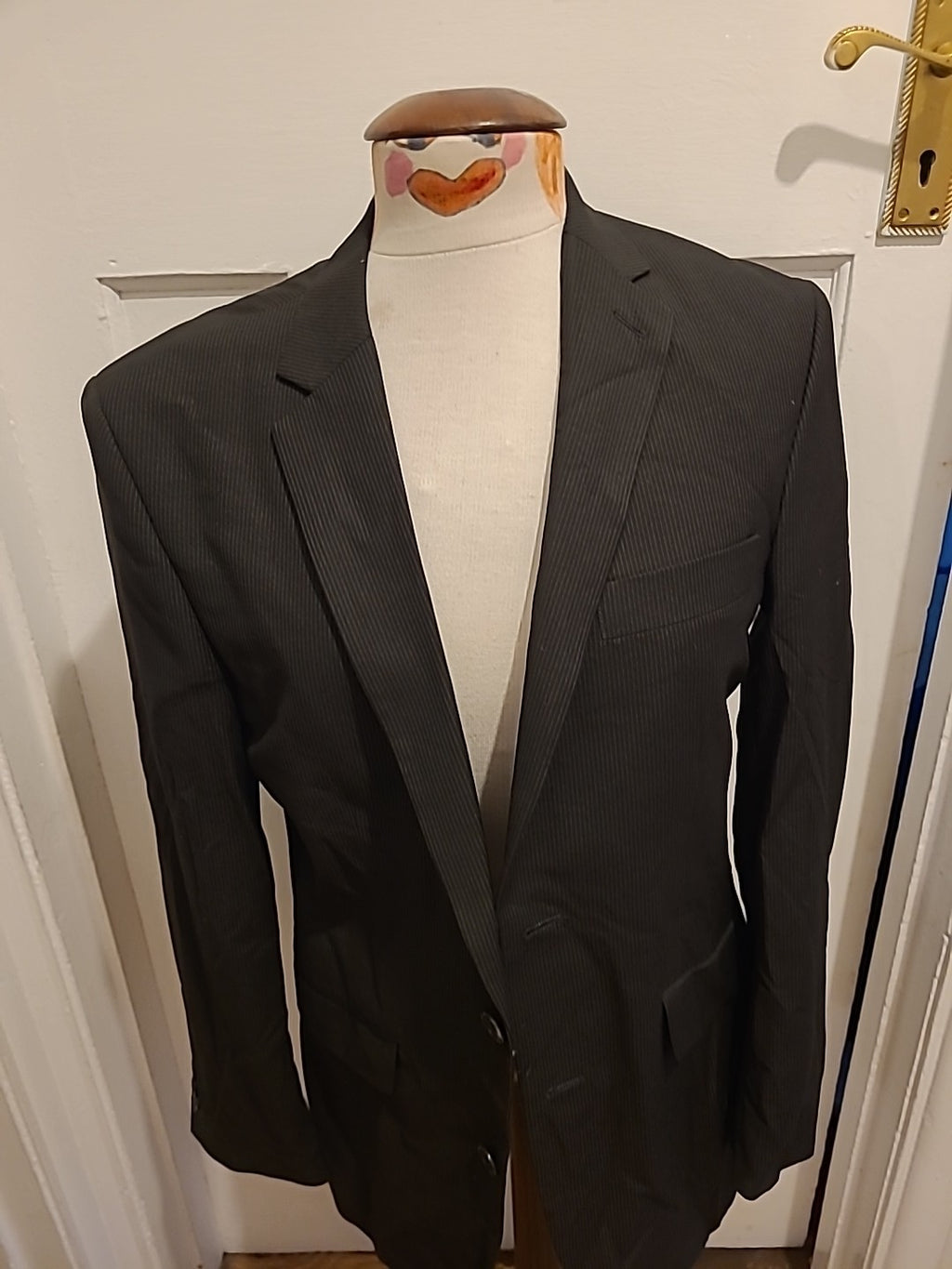 Mens Burton Size 46R Black Pinstripe Blazer
