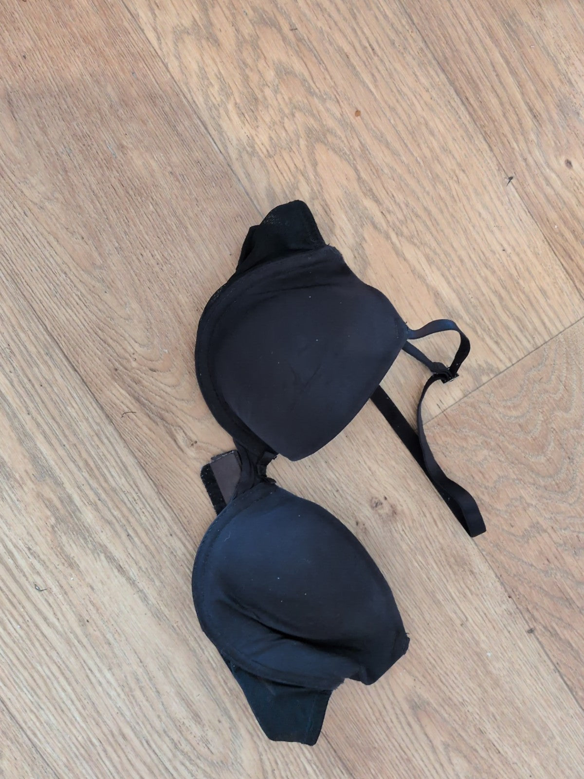 Black 32A Padded And Wired Bra