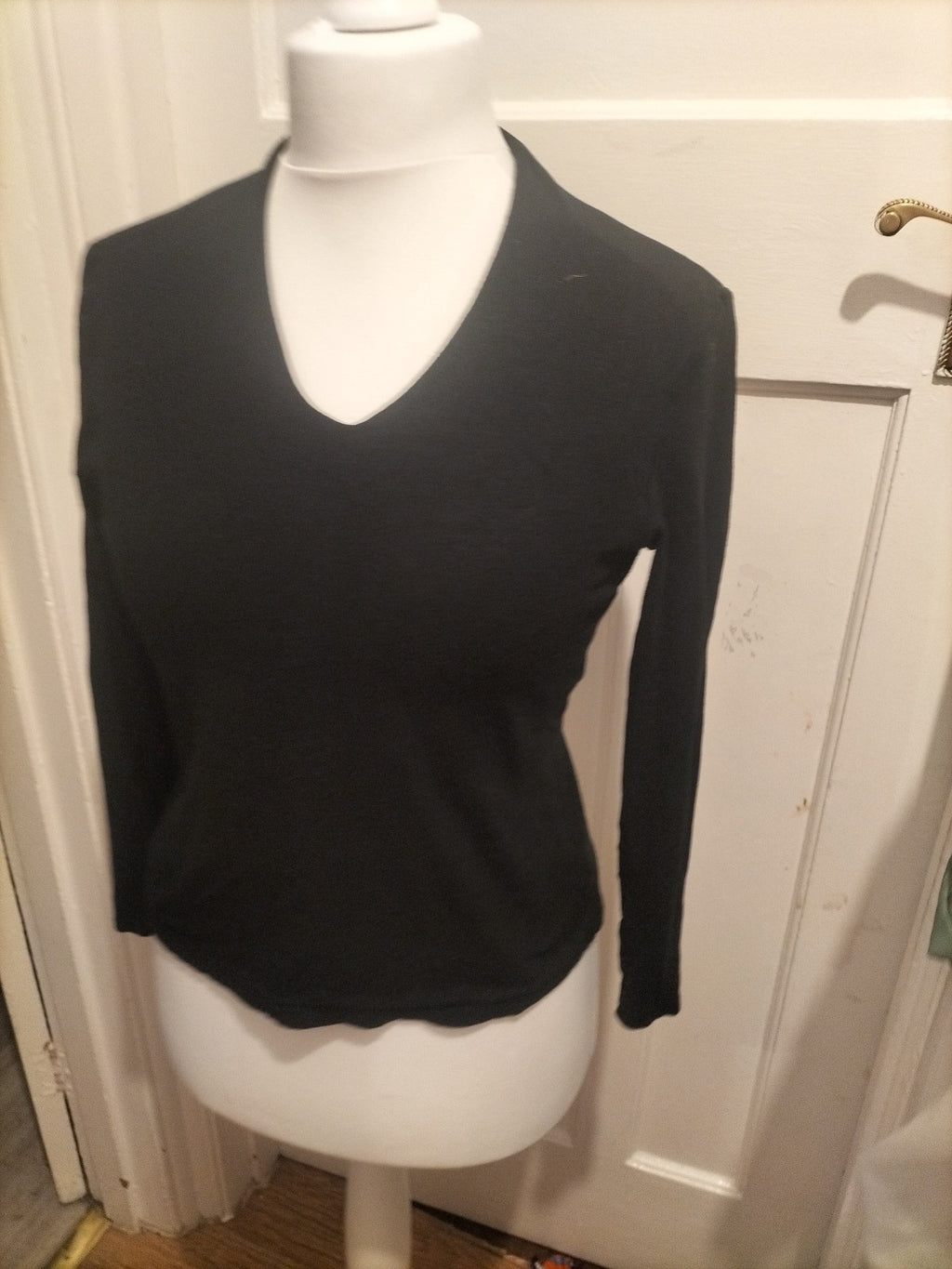 Ladies Talbots Size Medium Black Long Sleeved Top