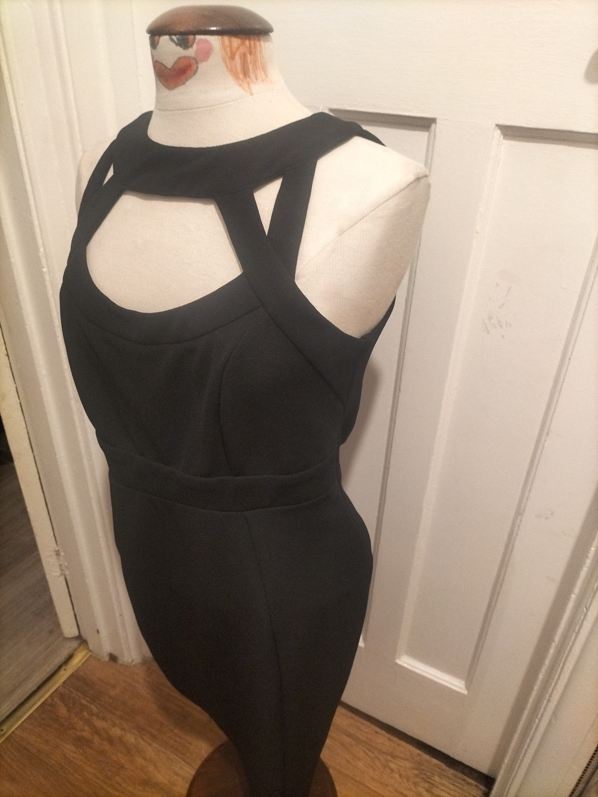 Ladies M&Co Size 14 Black Sleeveless Zipped Back Sleeveless Dress