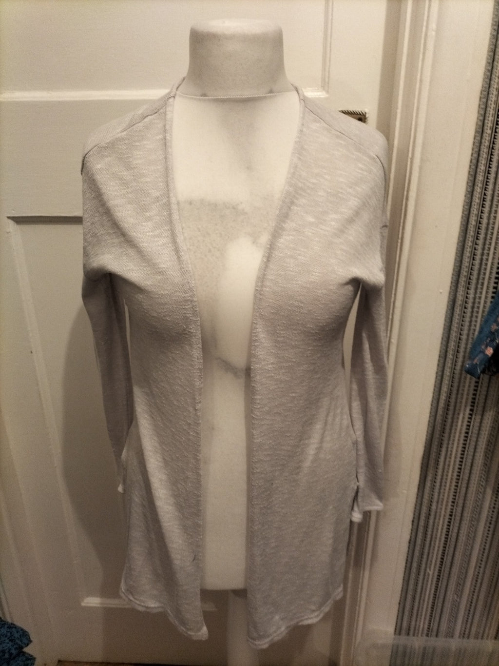 Ladies Divided Size XS Pale Grey Cardigan