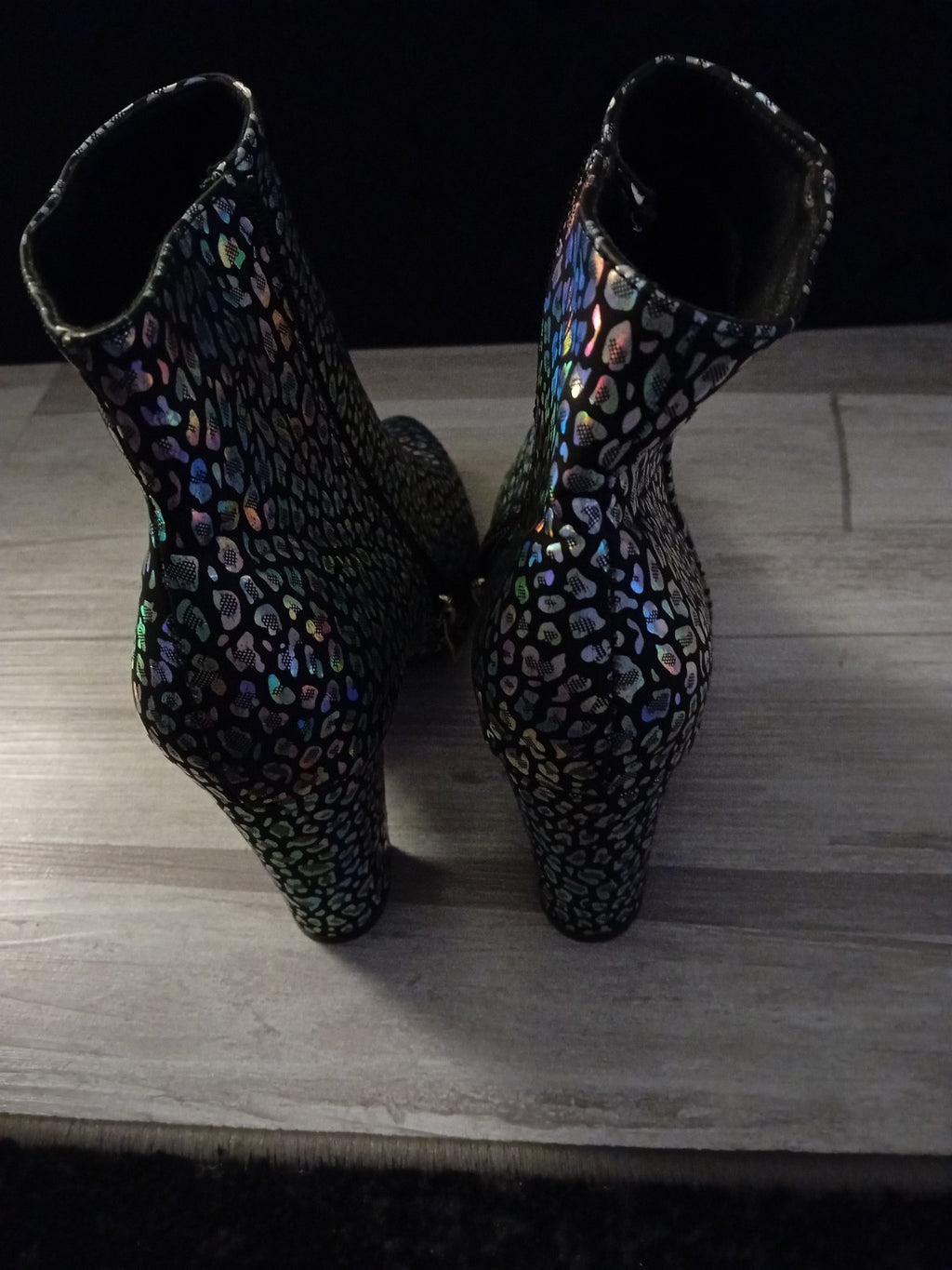Ladies Brand New Silver And Black Shiny Ankle Boots Size 40 Free Delivery