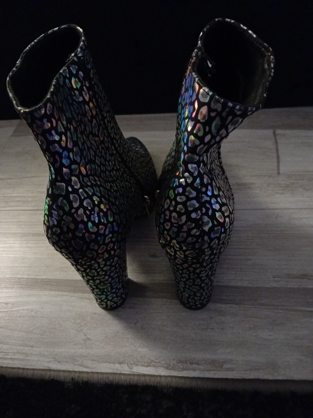 Ladies Brand New Silver And Black Shiny Ankle Boots Size 40 Free Delivery