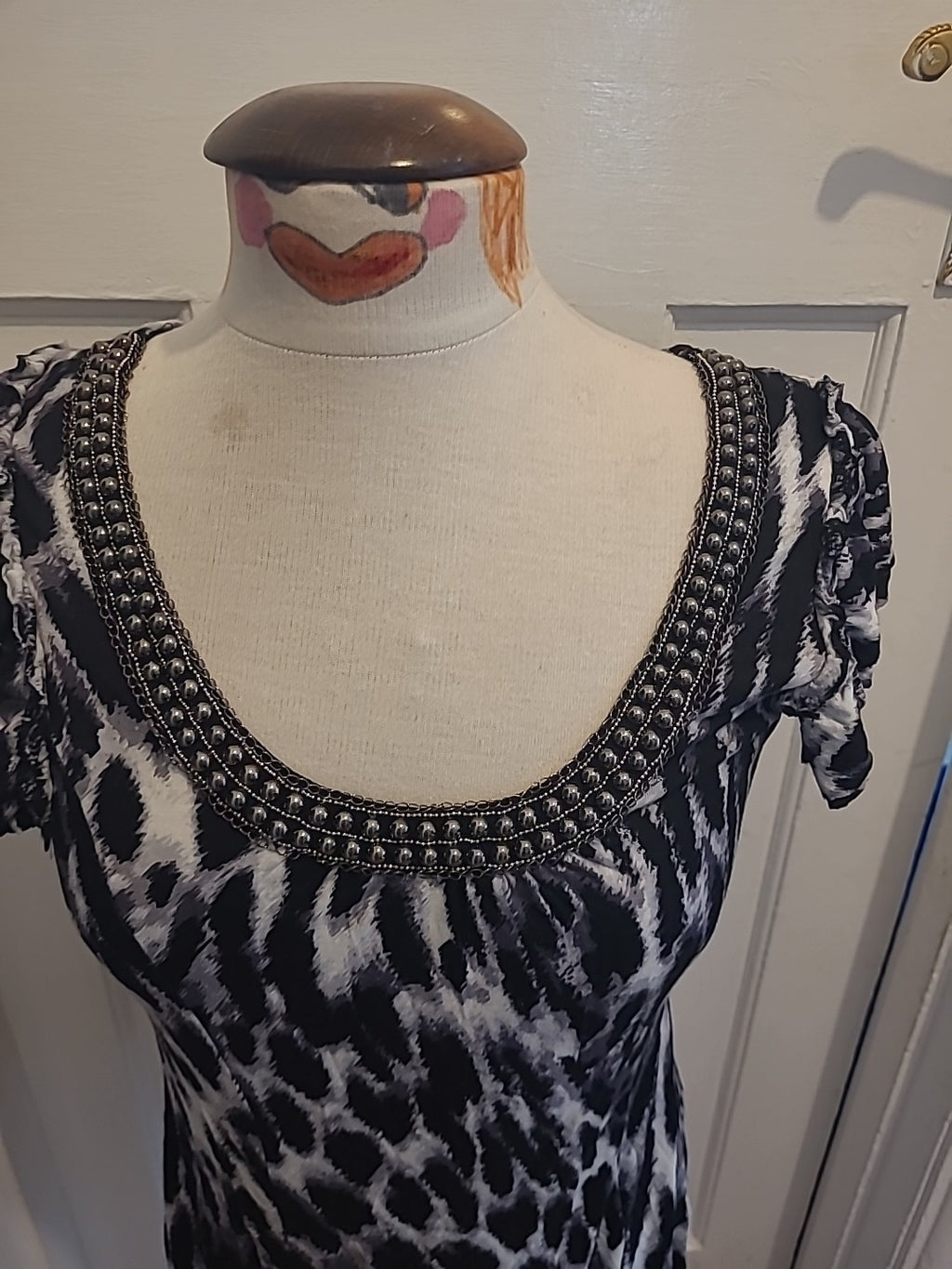 Ladies Wallis Size Small Animal Print Sleeveless Dress