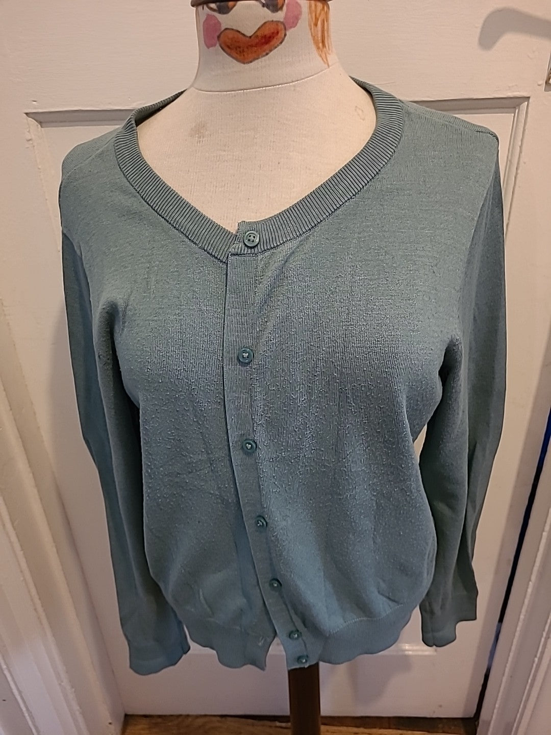 Ladies H&M Size Large Taupe Long Sleeved Cardigan