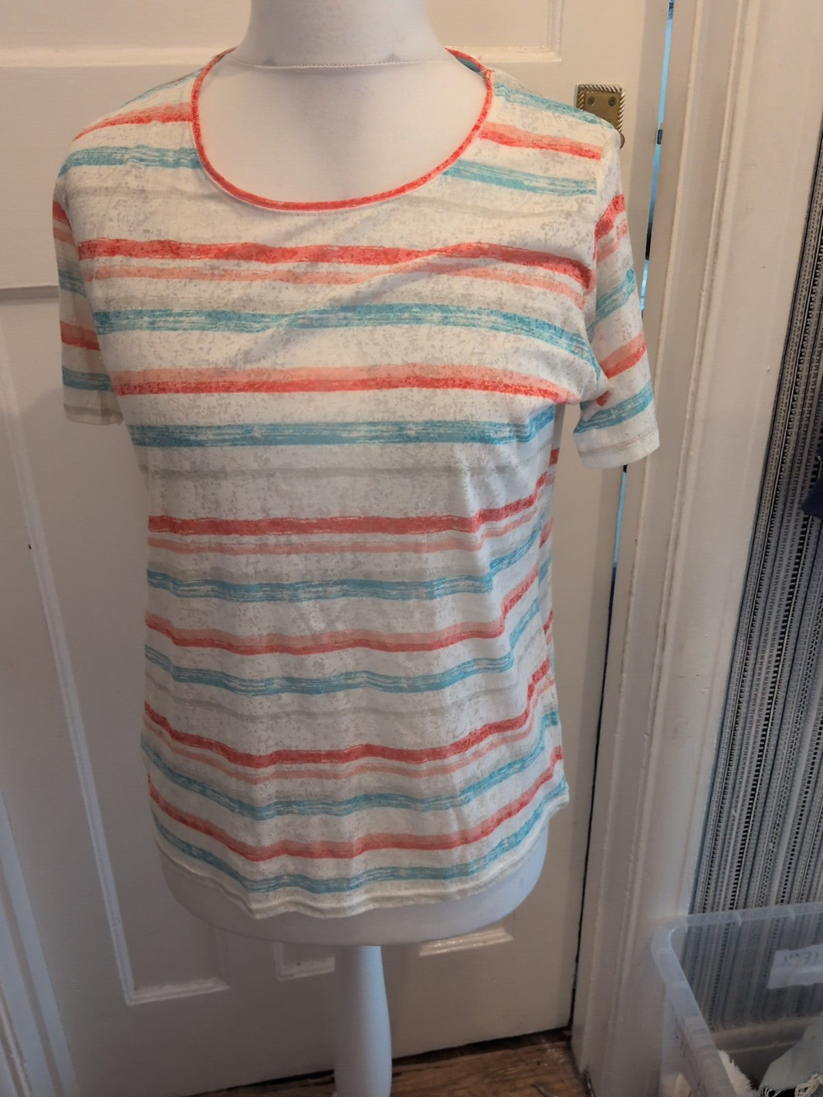 Isle Essentials 14-16 Blue Red And White Short Sleeve Lightweight T-shirt