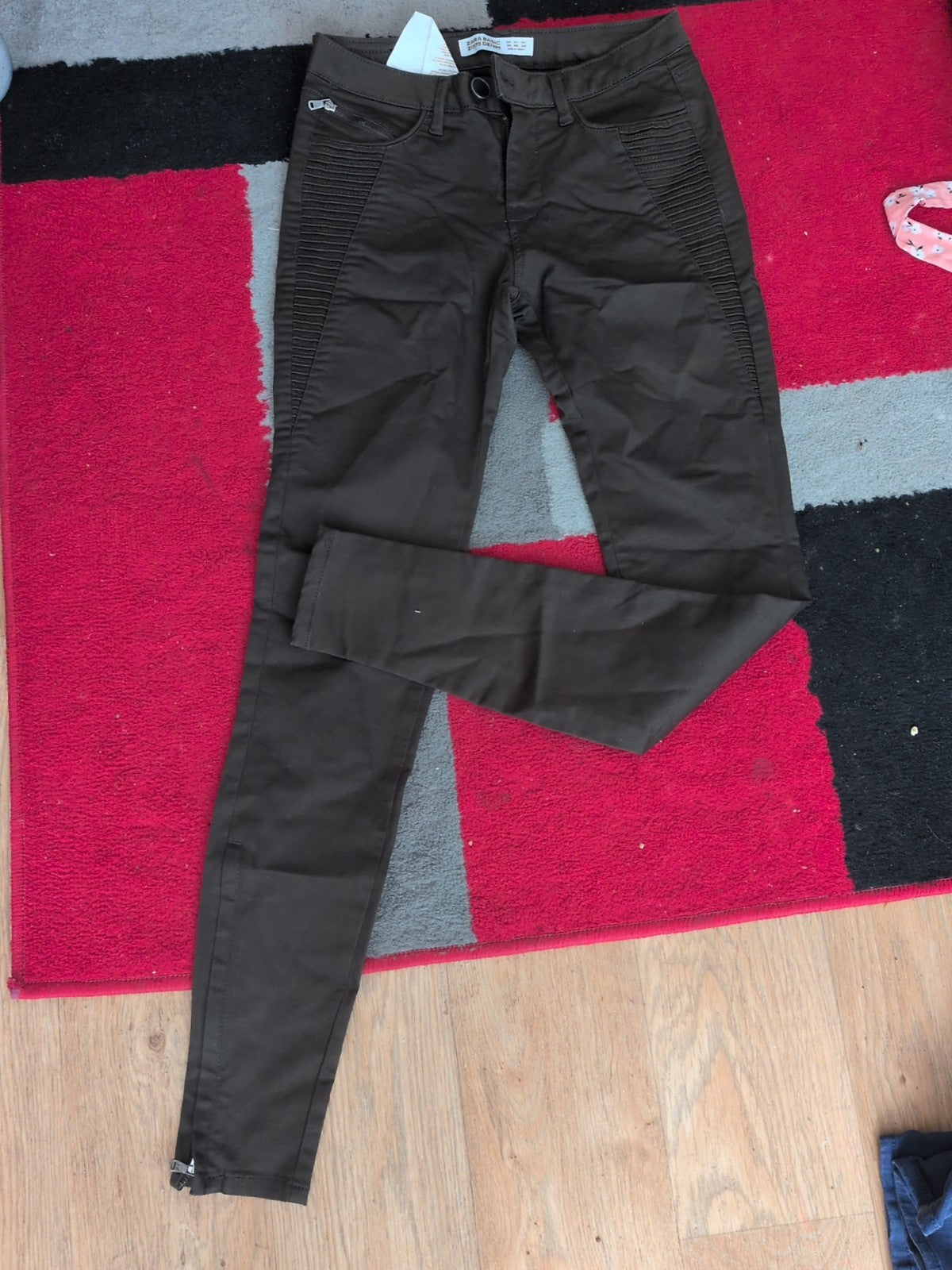 Ladies Zara Size 6 Dark Green Skinny Jeans