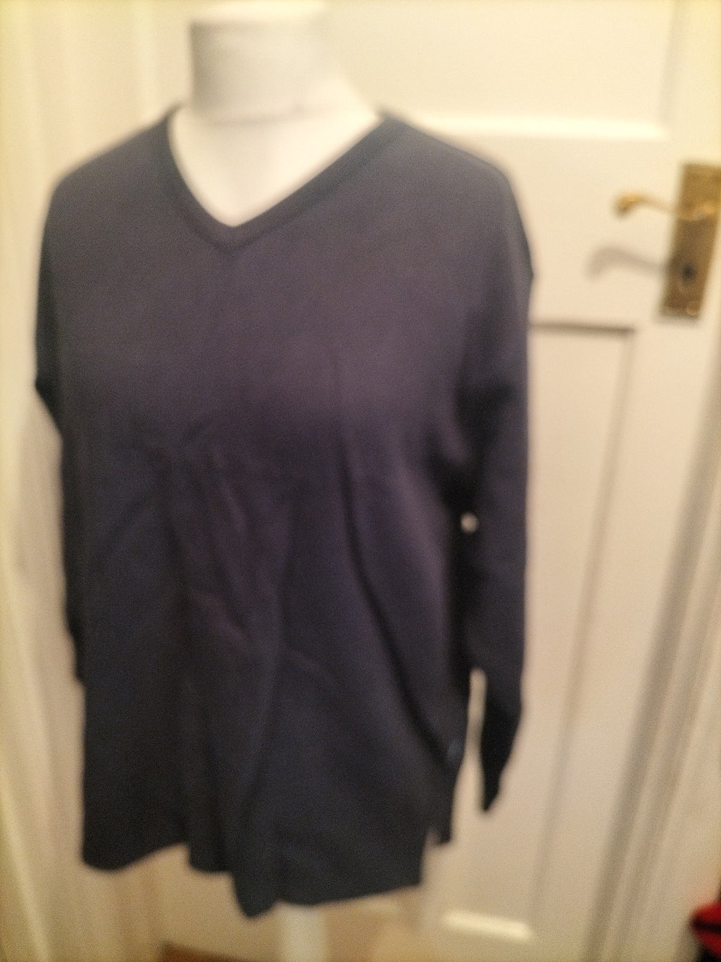 Mens Ila Size M Navy Sweatshirt V Neck