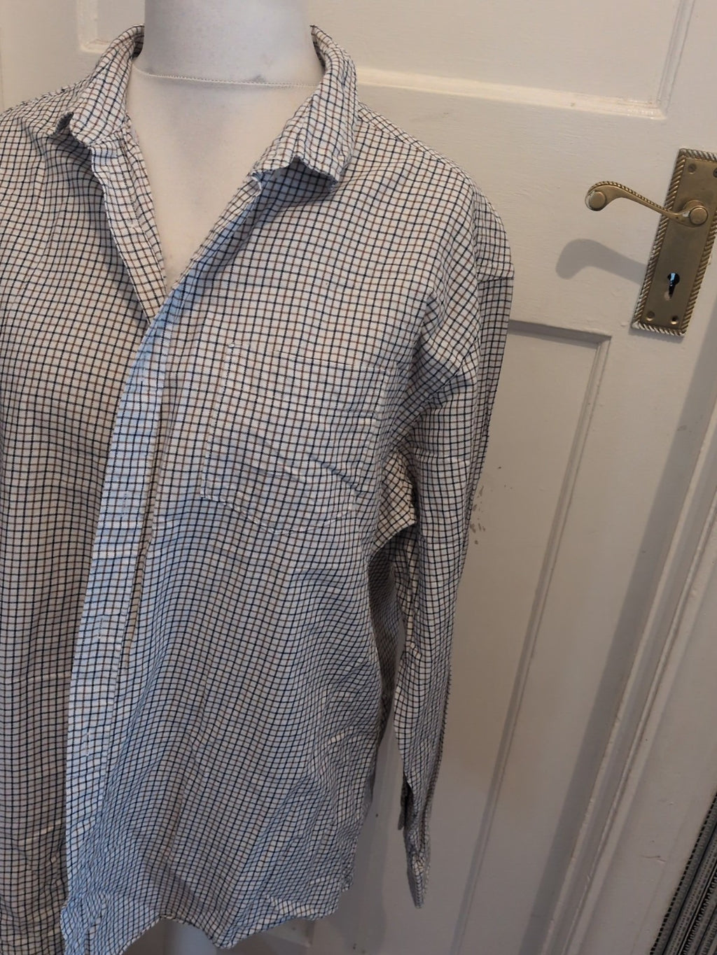 Tu XL White With Brown/Navy Check Long Sleeve Shirt