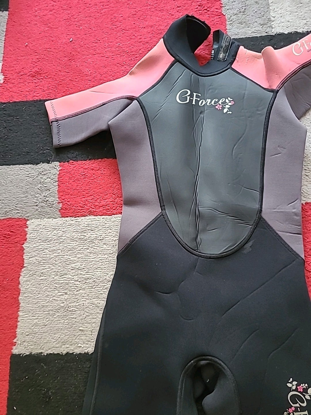 Girls G-Force Size Junior XL 162-167CM Pink Grey Navy Cropped Wetsuit