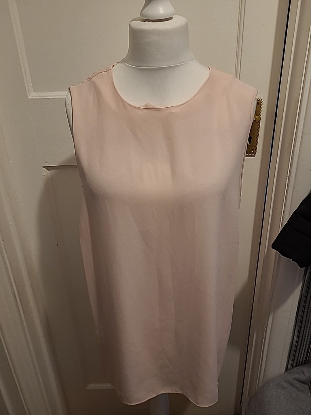 Ladies Papaya Weekend Size 18 Baby Pink Sleeveless Longline Blouse