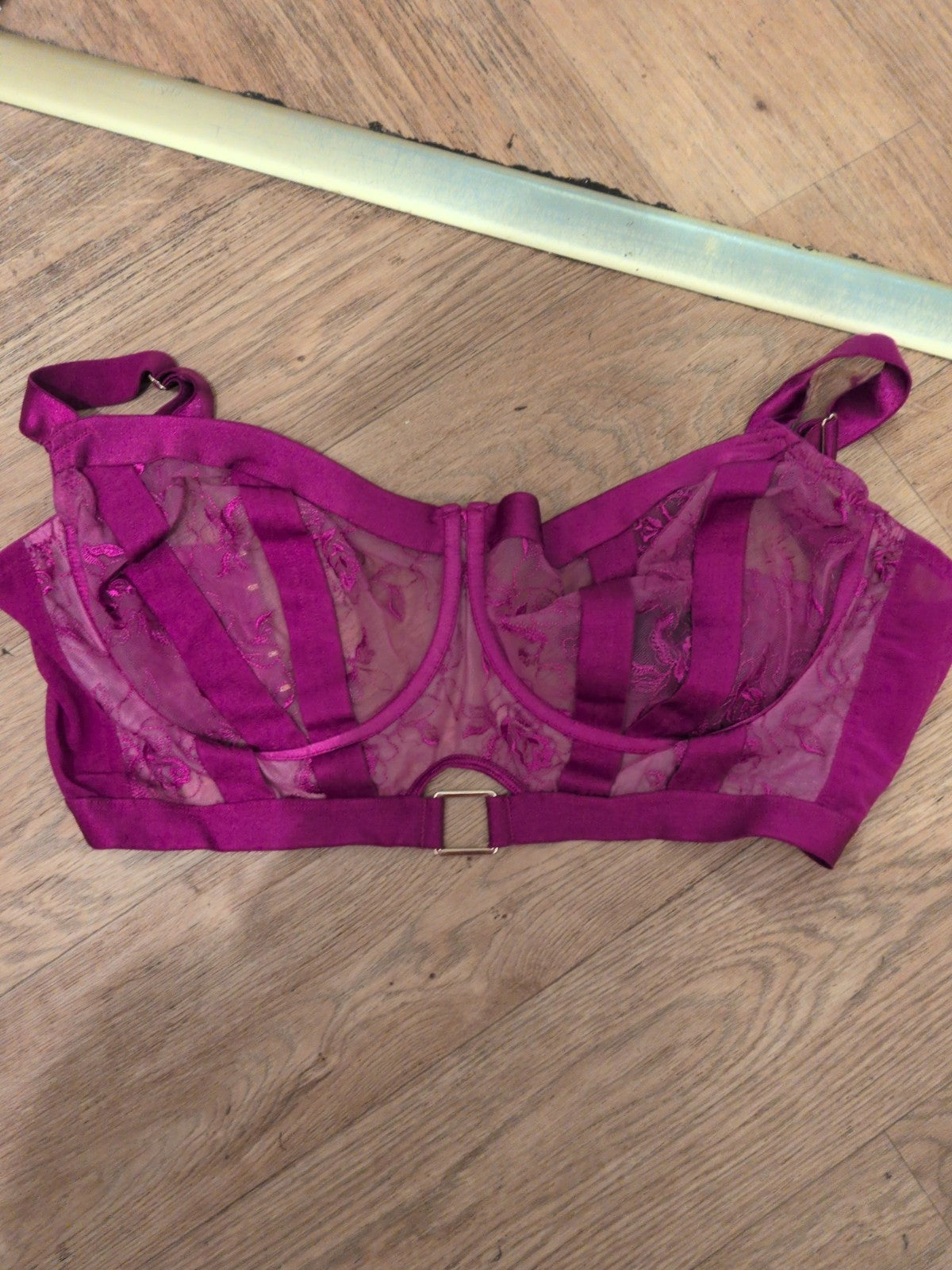 Ladies Pour Moi Size 36G Deep Pink Wired Bra