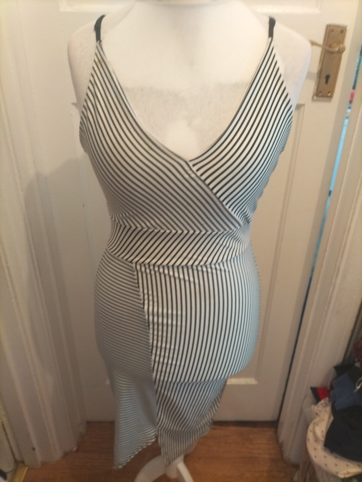 Ladies Missi London Size 10 Black Striped Sleeveless Dress