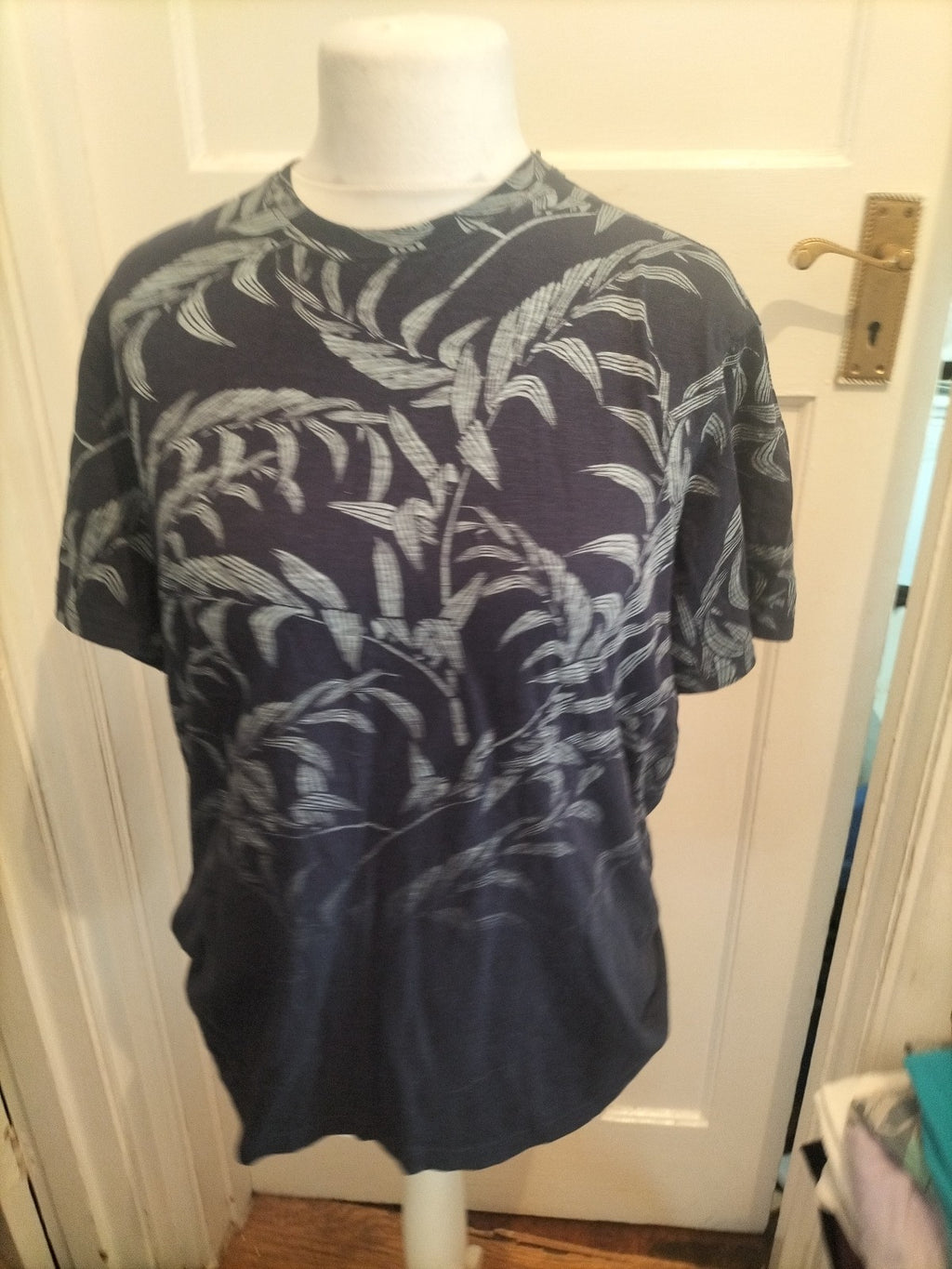 Tu Large Navy And Aqua Floral Short Sleeve T-shirt