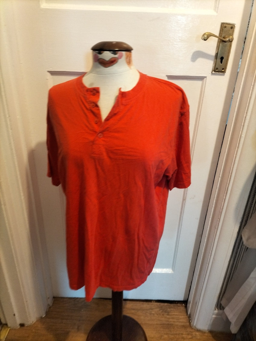 Ladies Cotton Traders Size Large Coral Short Sleeved Tshirt