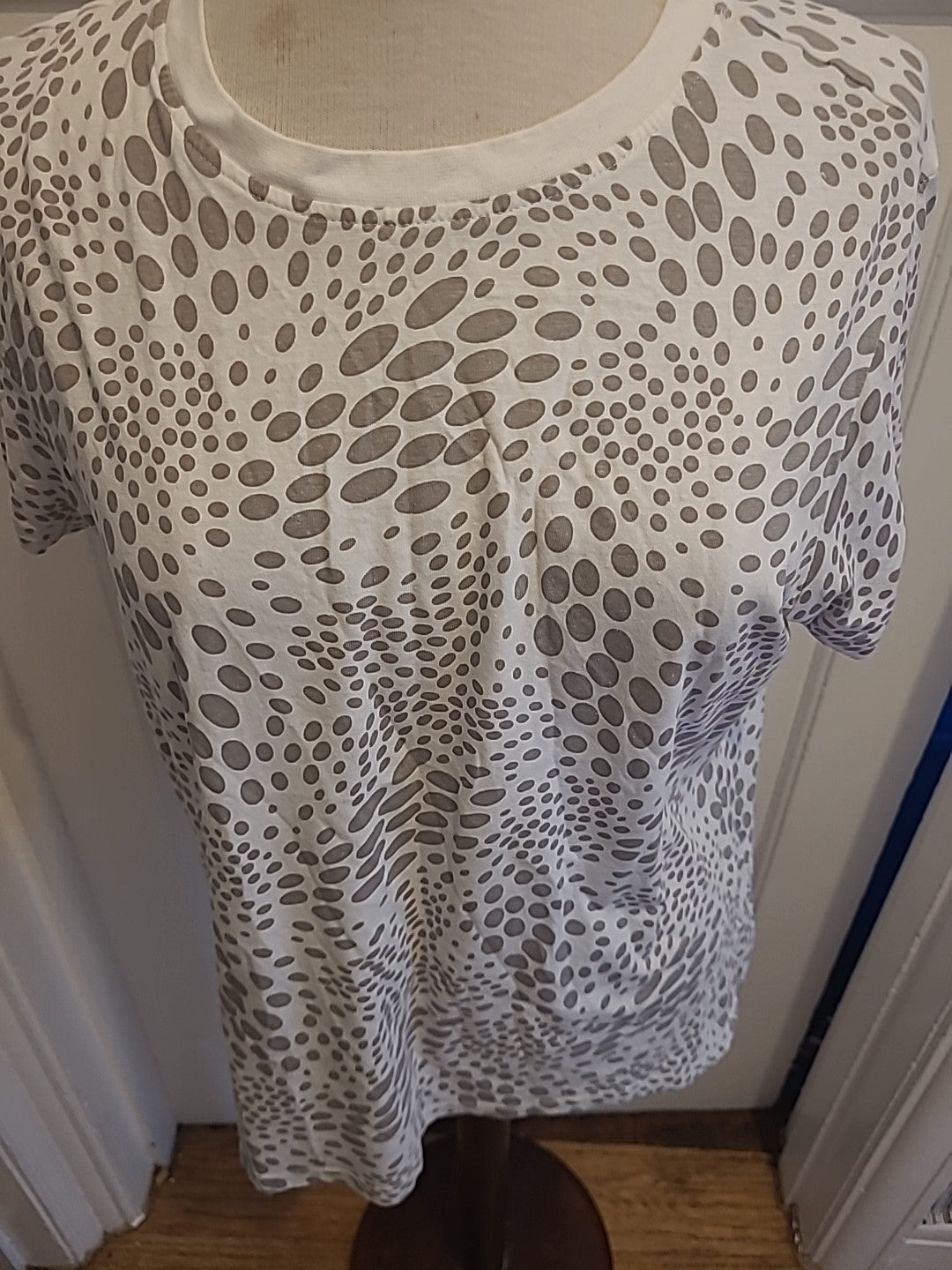 Ladies Primark Size 14-16 Grey Cream Printed Tshirt
