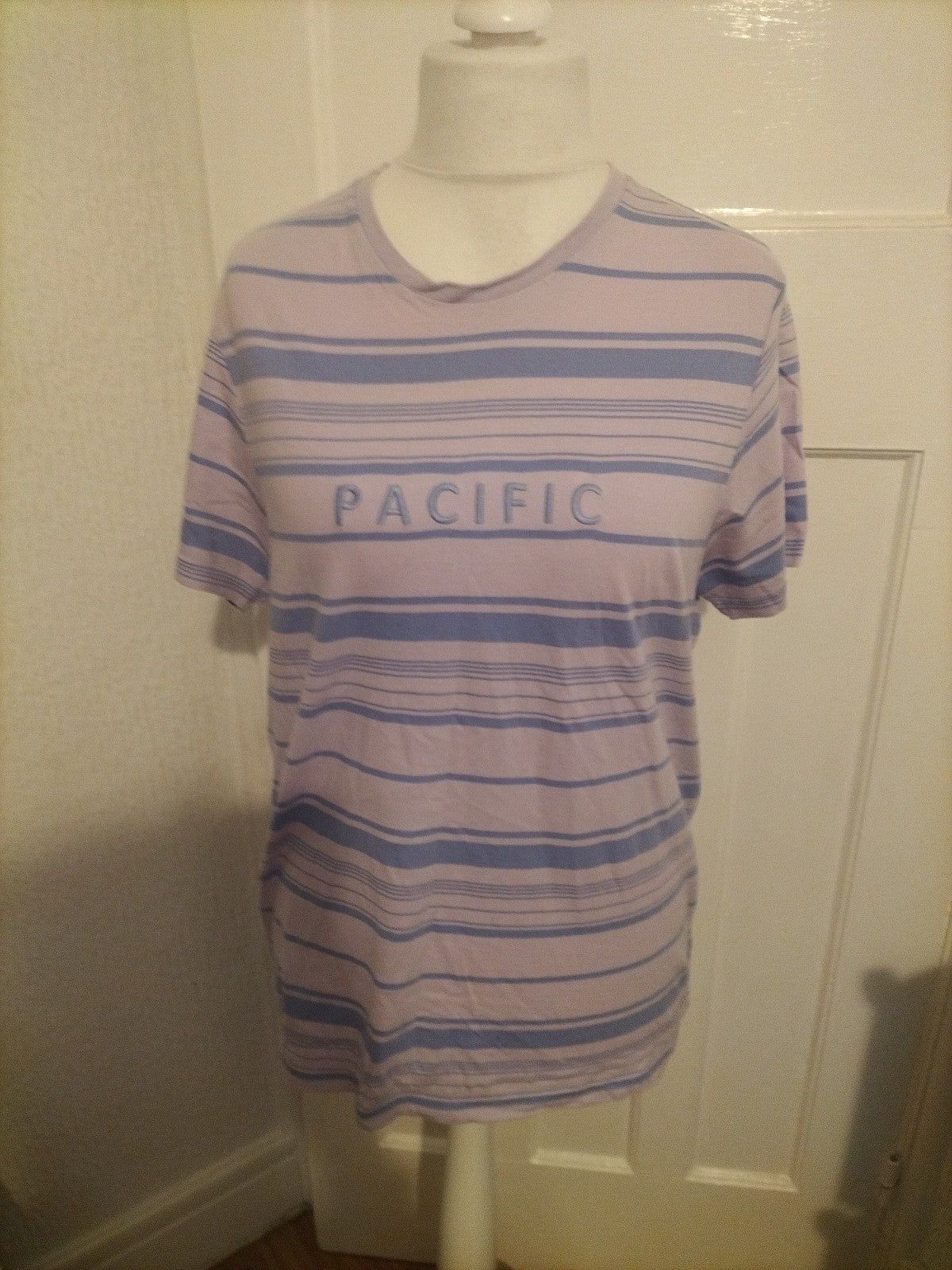 Mens Primark Size Large Purple/Blue Short Sleeved Tshirt