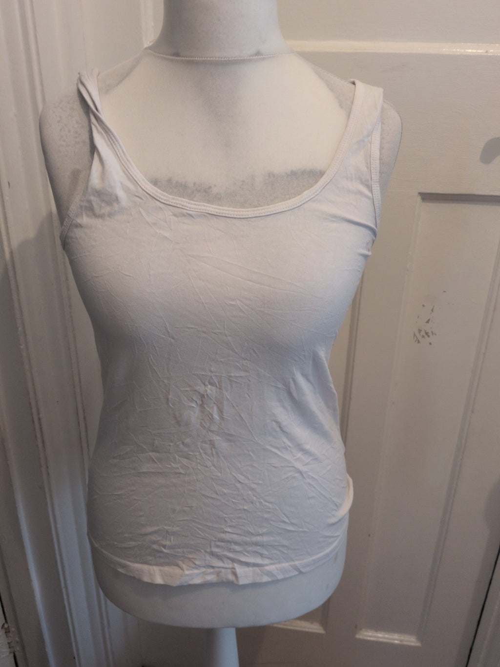 George 14 Fitted Vest White Sleeveless Top