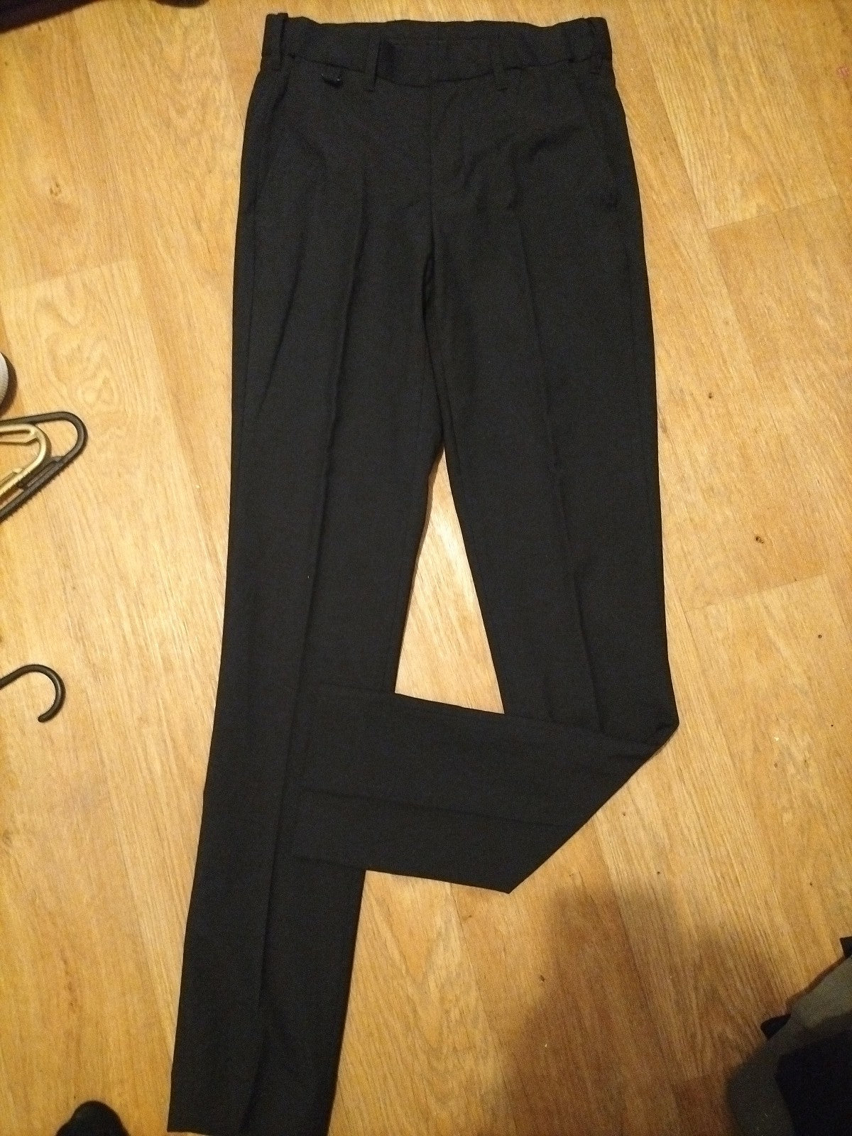 Ladies Dimensions Size 28x33 Black Trousers