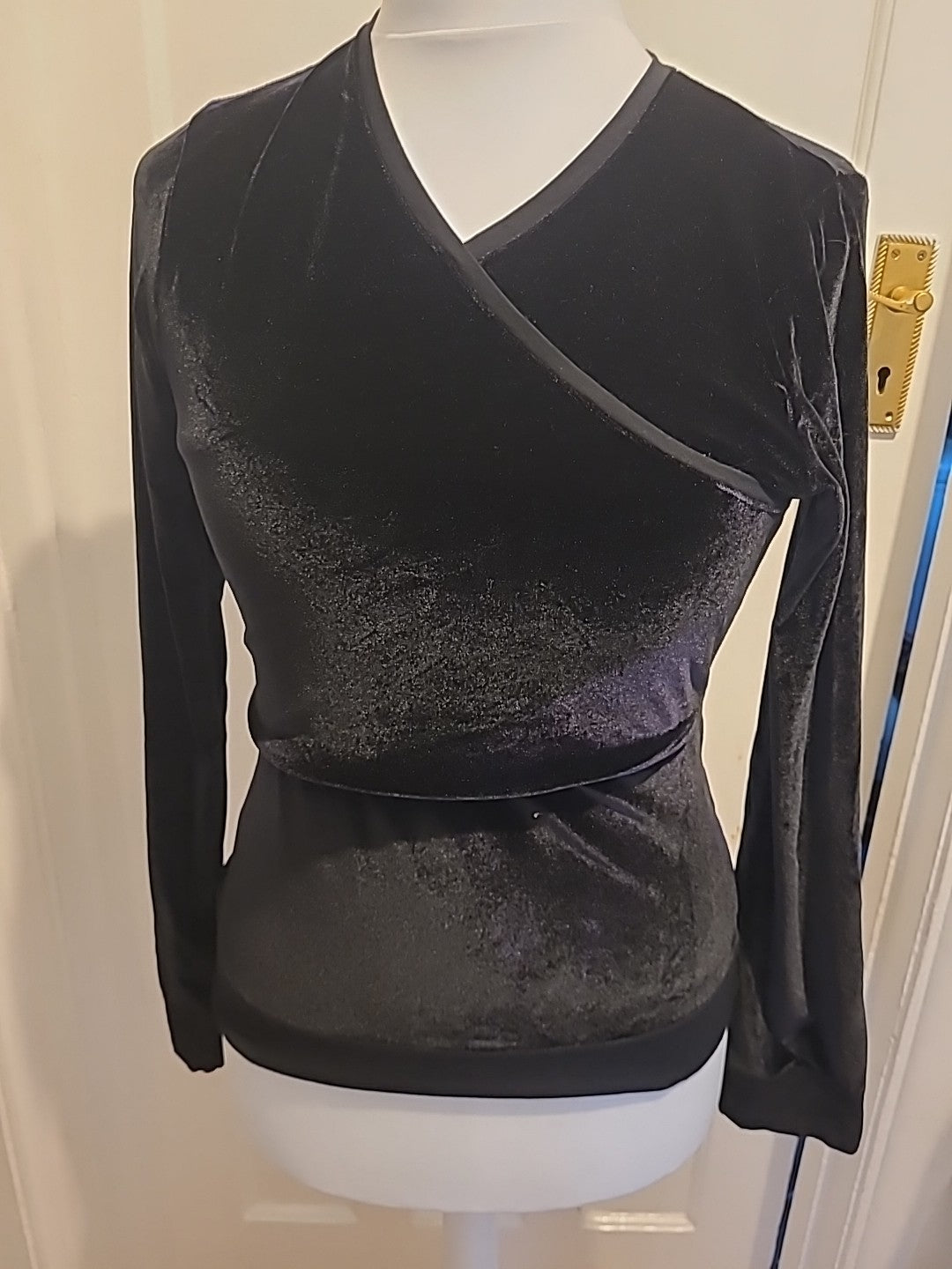 Ladies Boob Size Medium Black Velvety Long Sleeved Top