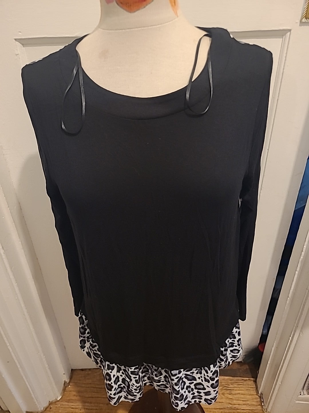 Brand New Ladies Tu Size 14 Black With Animal Print Long Sleeved Blouse