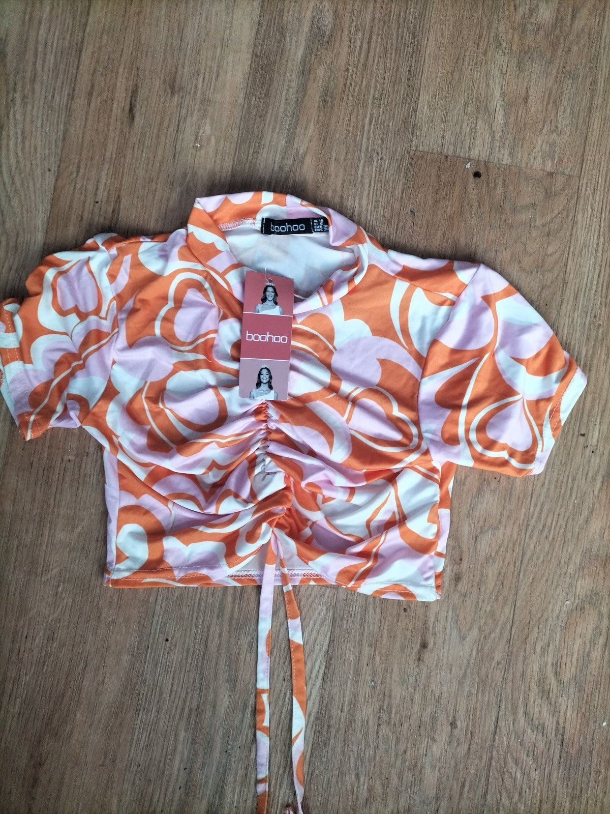 Brand New Ladies Boohoo Size 10 Marble Print Ruched Crop Mini Top