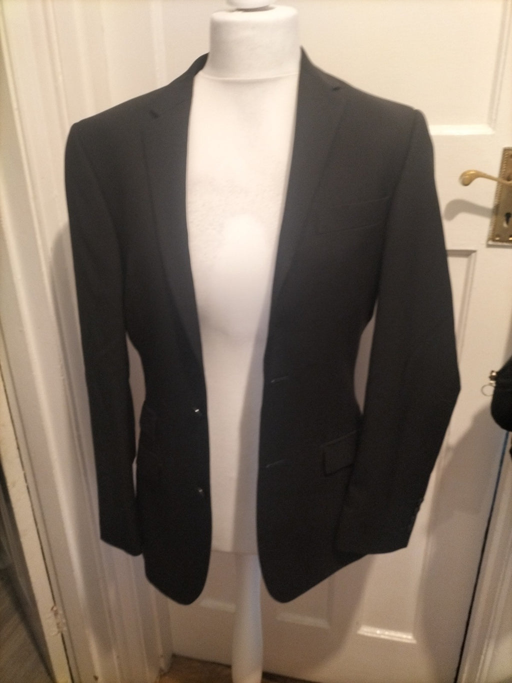 Mens Kenneth Cole Size 38R Black Padded Blazer