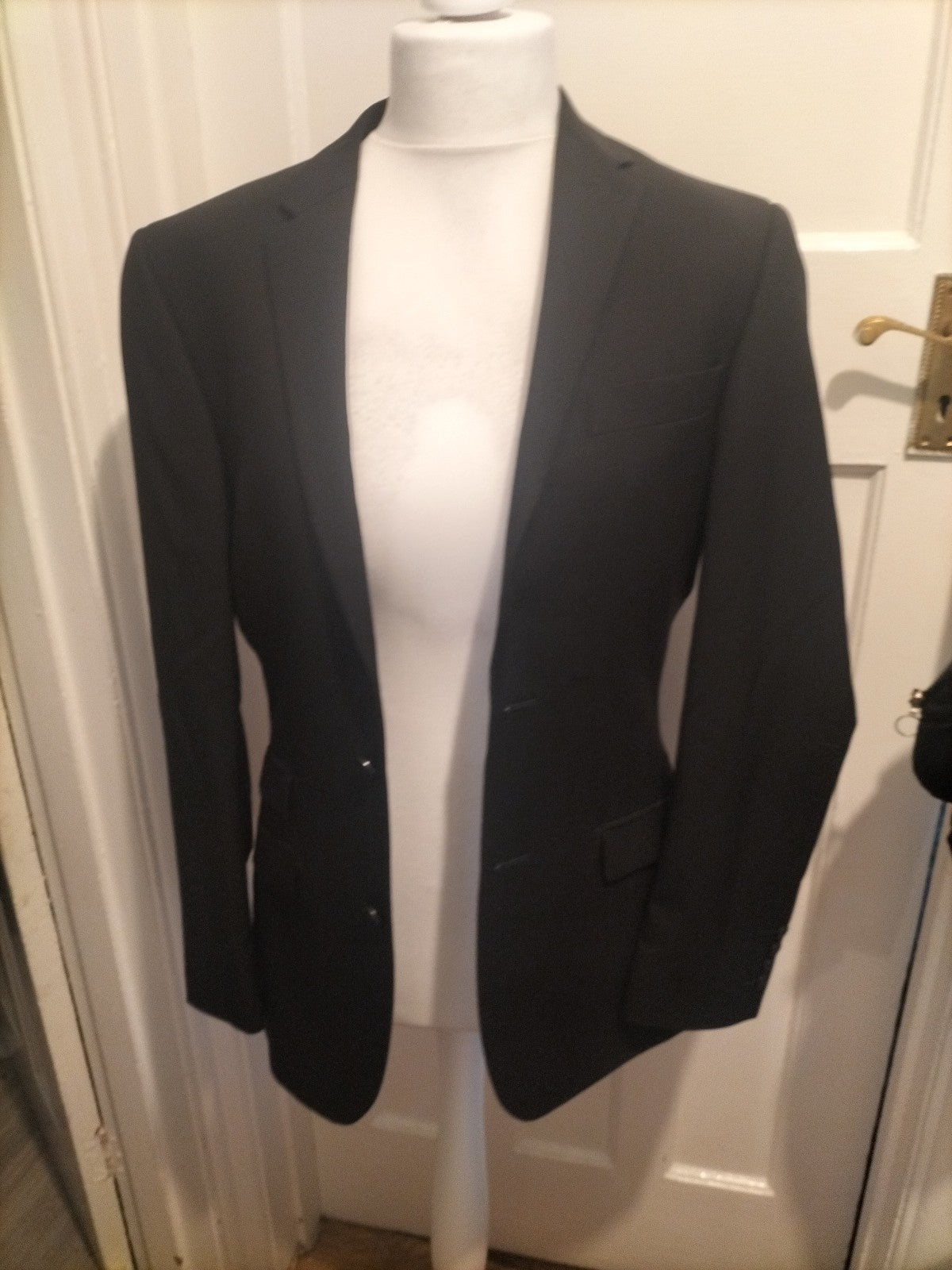 Mens Kenneth Cole Size 38R Black Padded Blazer