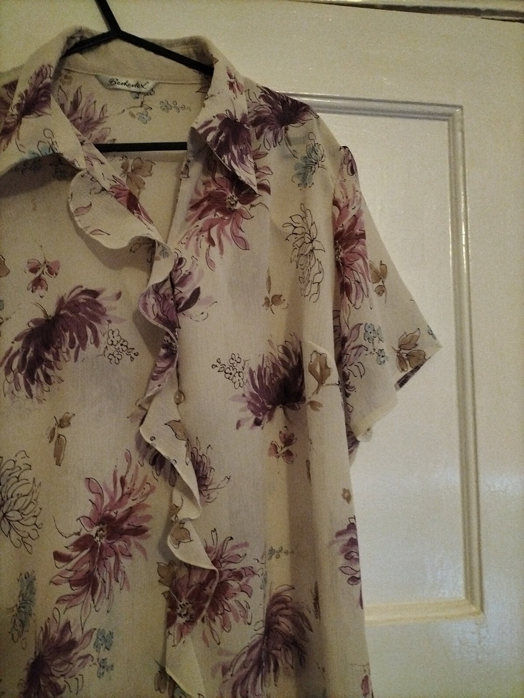 Ladies Berkertex Size Medium Floral Short Sleeved Blouse