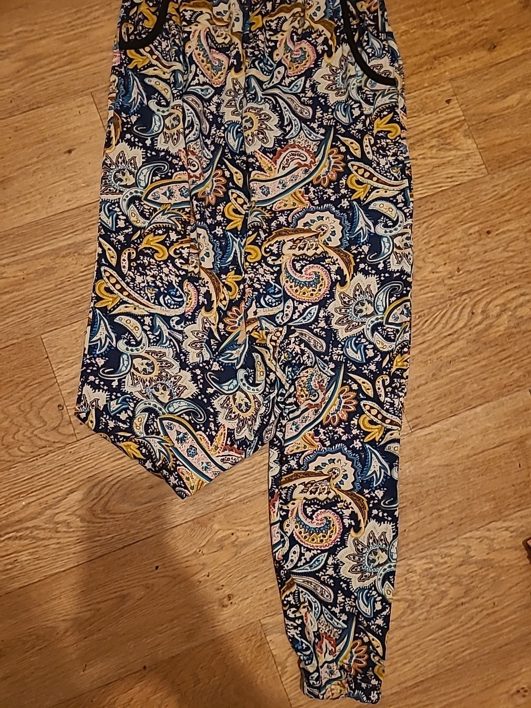 Ladies Quiz Size Small Multicoloured Elasticated Leggings