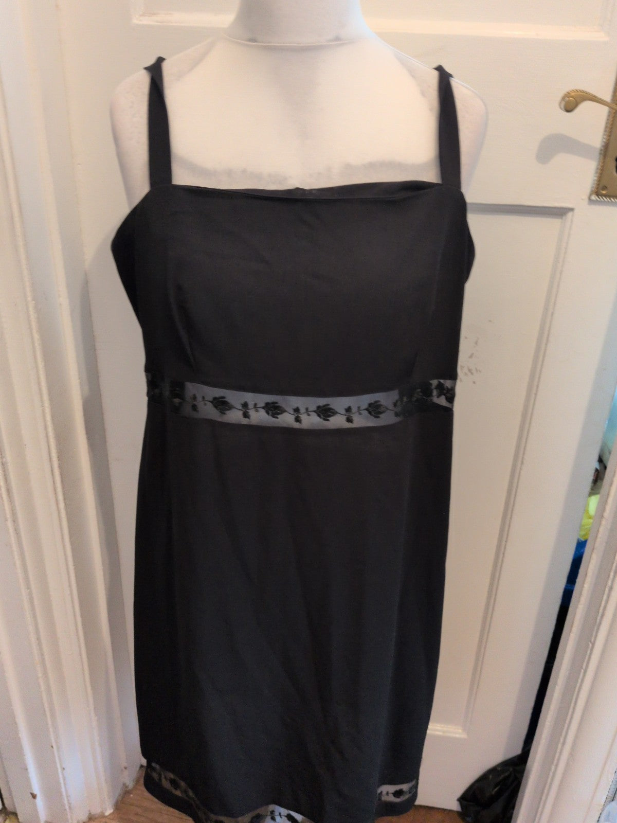 Dorothy Perkins 18 Black Sleeveless Midi Dress