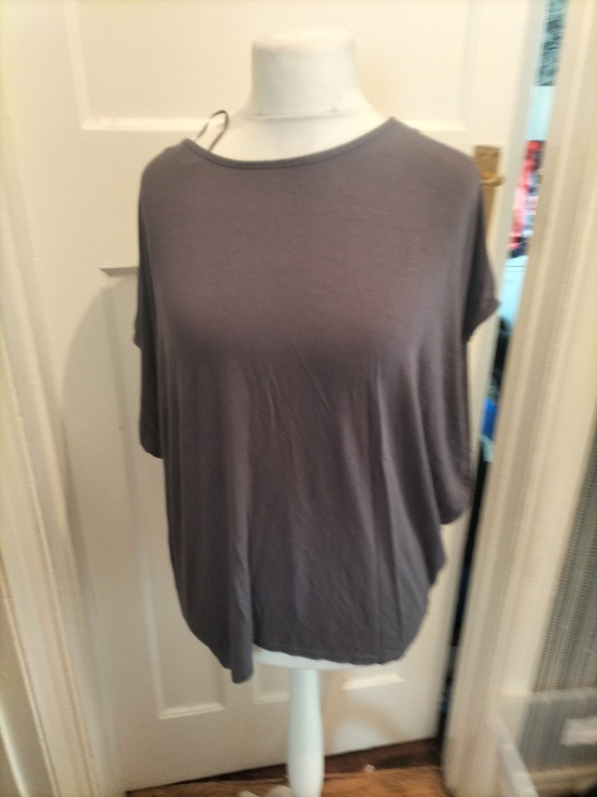 Ladies Apricot Size 8 Charcoal Short Sleeve Blouse