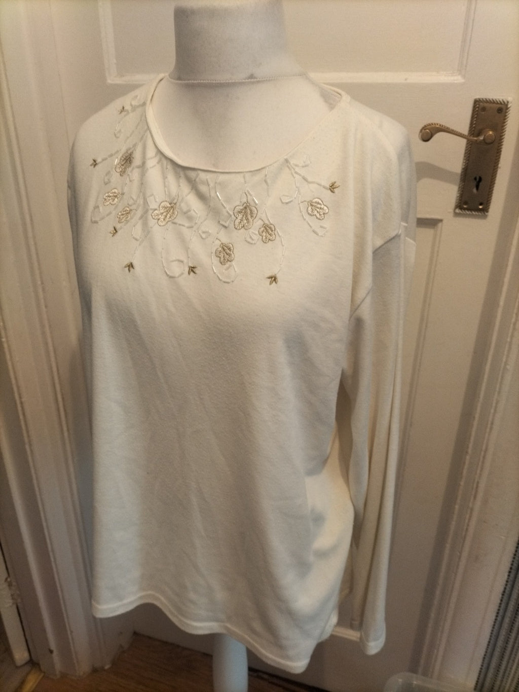 Anna Morelle 18-20 Cream Floral Long Sleeve Blouse