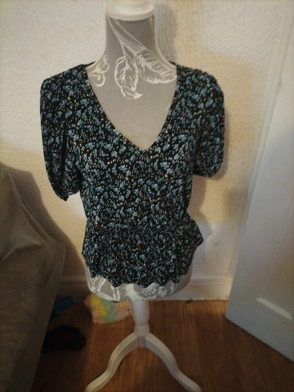 Ladies Brave Soul Size Small Multi Crinkle Blouse