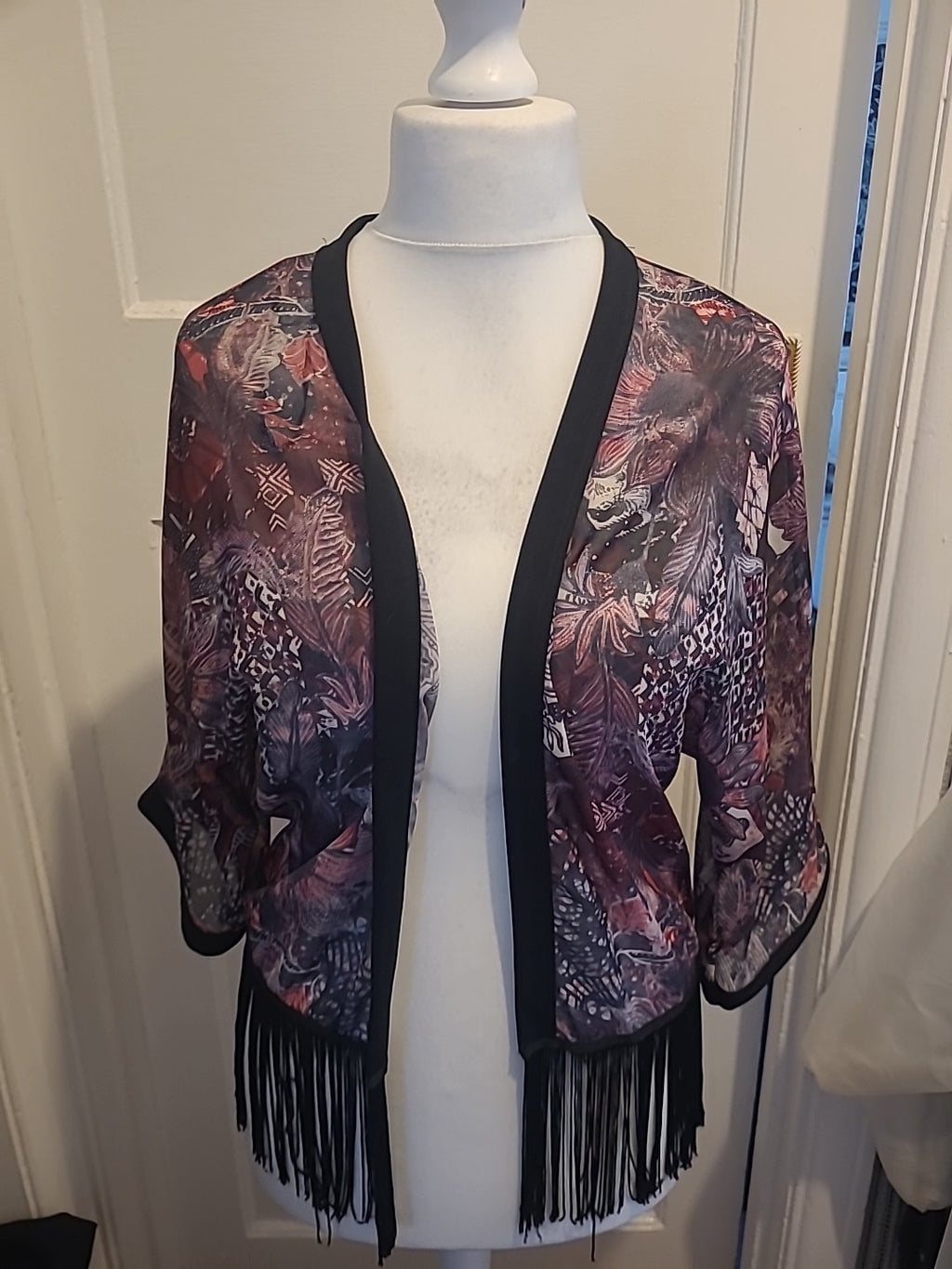 Ladies Quiz Size 10 Purple Patterned Lightweight Open Blouse