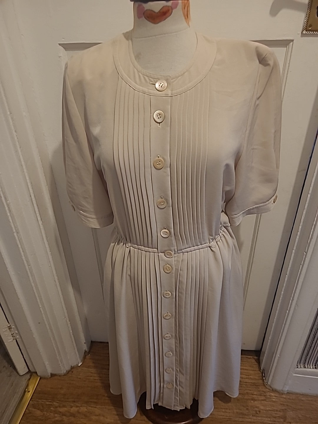 Ladies Size S/M Vintage Pale Beige Pleated Dress