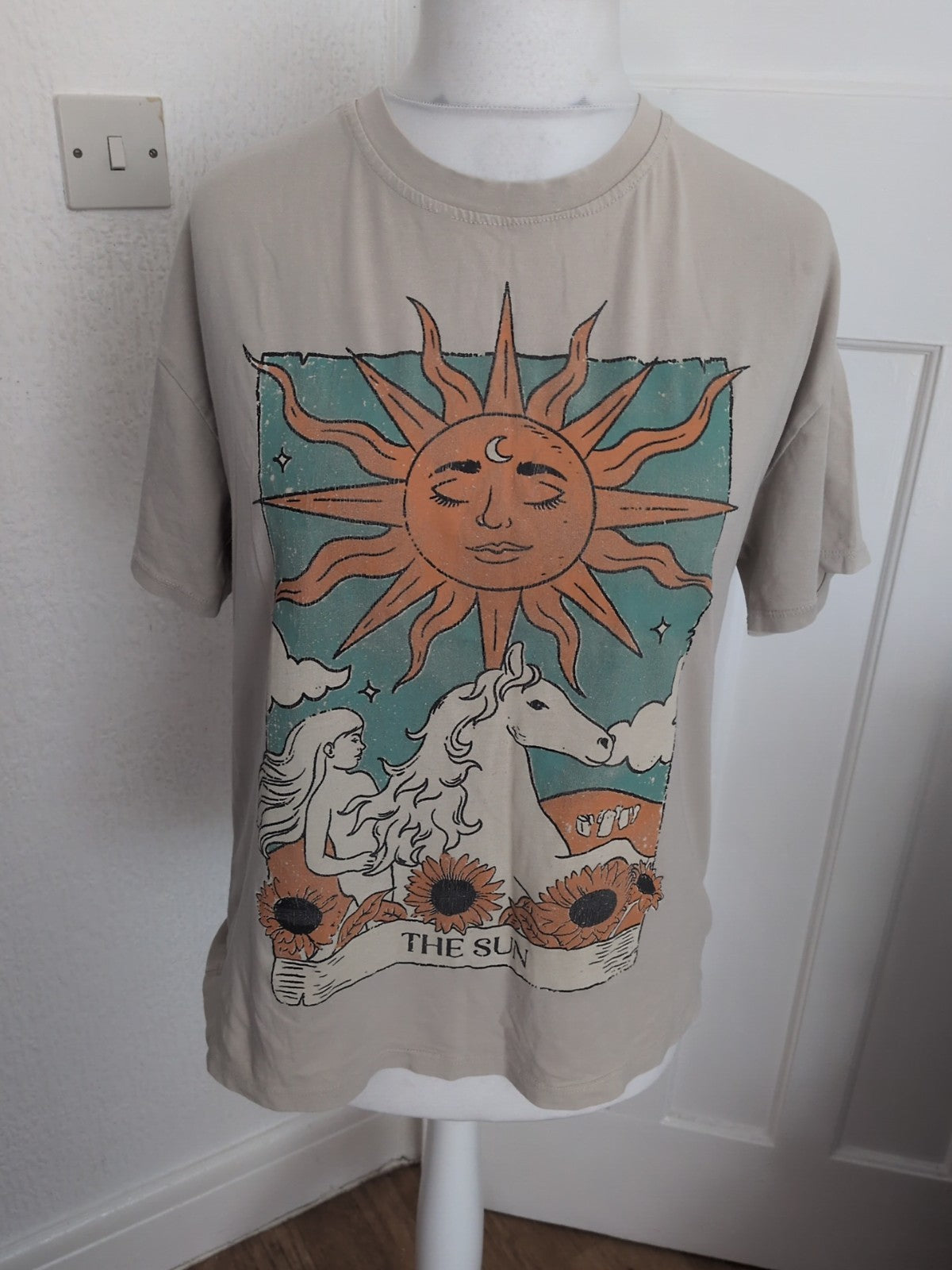 Arty Medium Beige Sun Print Short Sleeve T-shirt