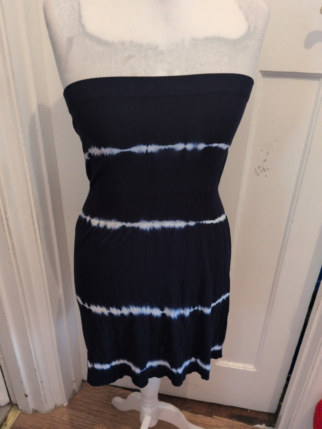 Brand New Ocean Club Navy And White Sleeveless Strapless Dress