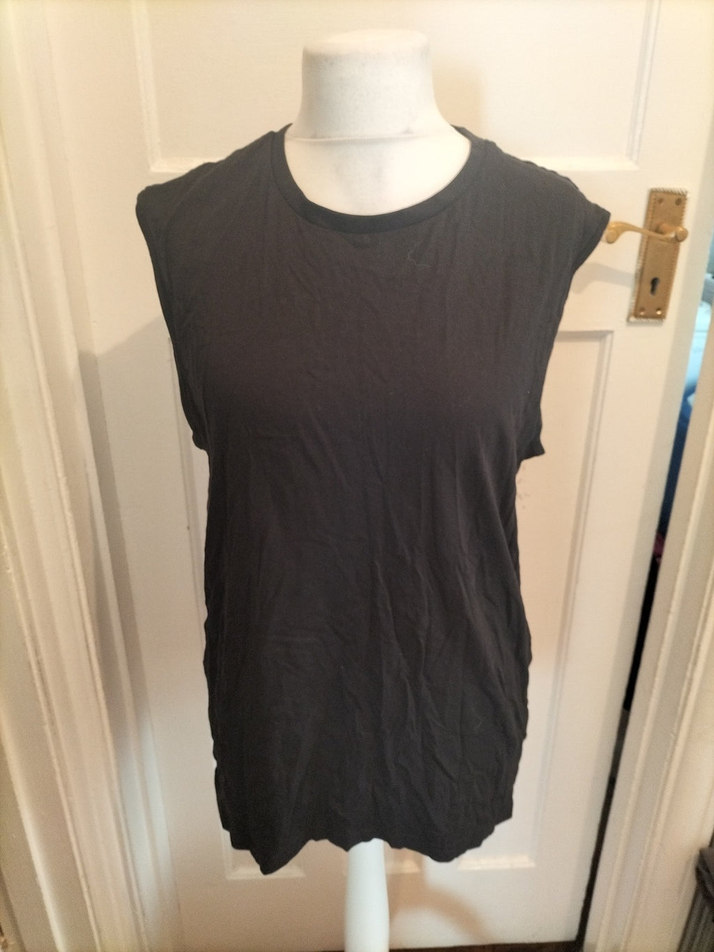 Mens Tu Size L Reg Fit Black Vest Tshirt