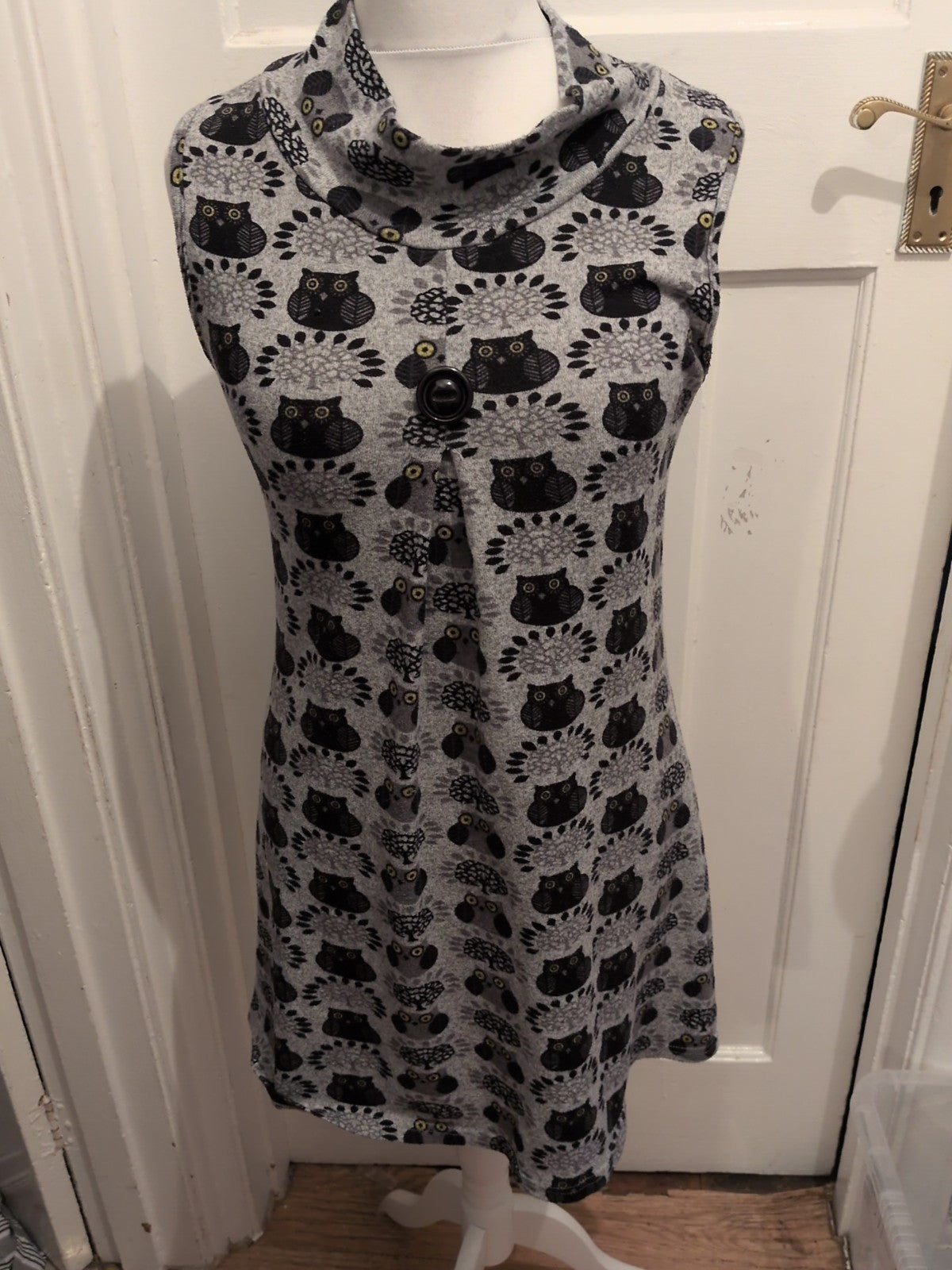 12 Grey And Black Owl Pattern Sleeveless Dress