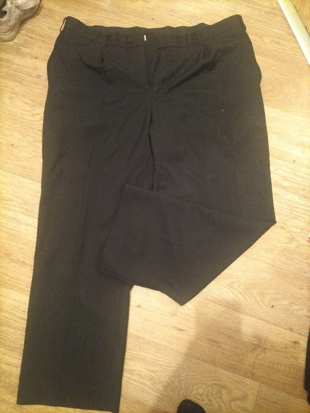 Mens Primark Size 42x29 Black Trousers